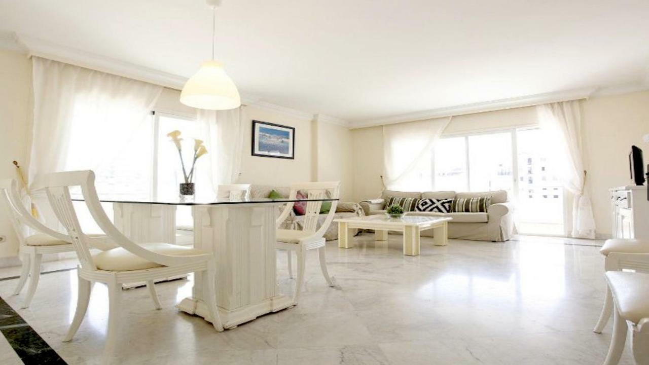 Center Puerto Banus -3 Bedrooms Marbella Exteriör bild