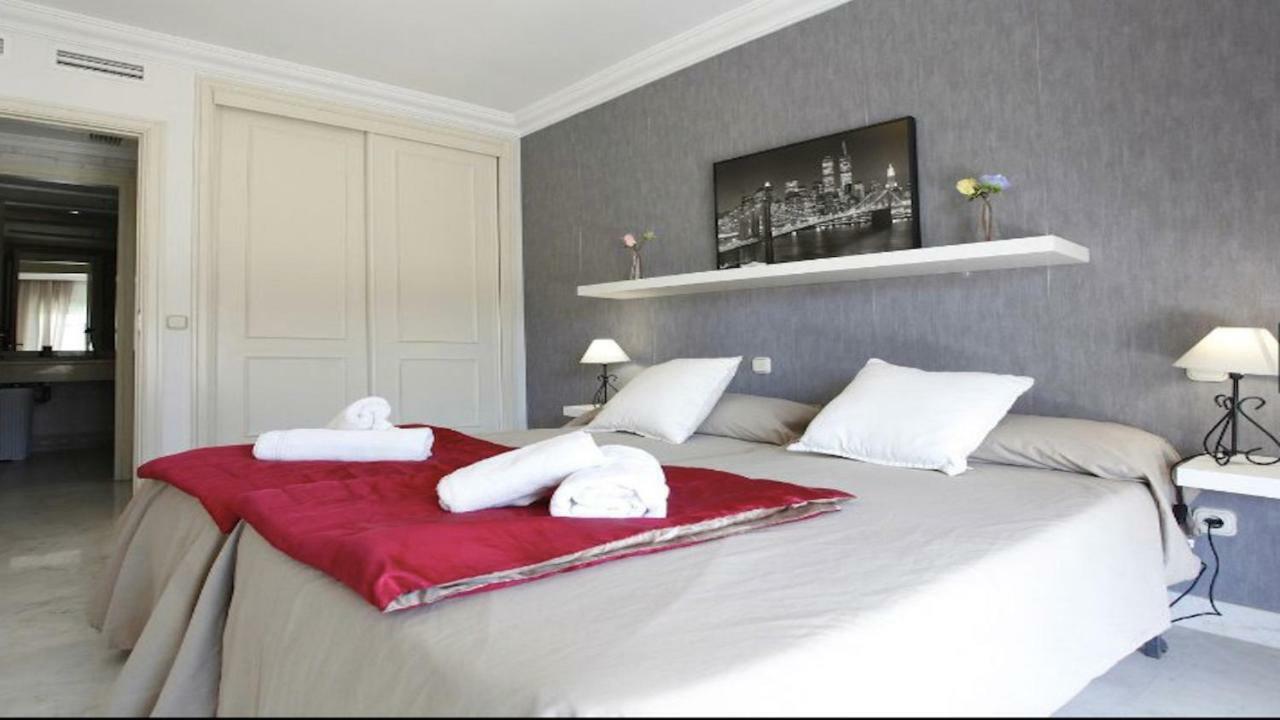 Center Puerto Banus -3 Bedrooms Marbella Exteriör bild