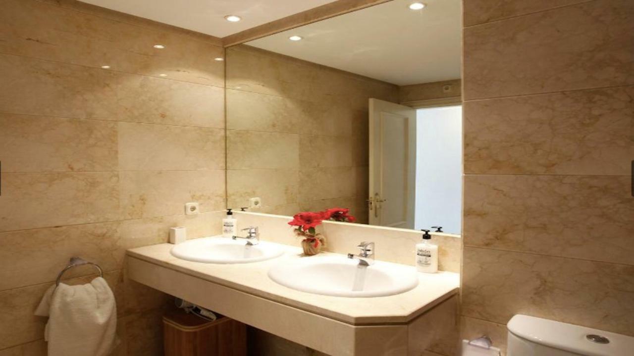 Center Puerto Banus -3 Bedrooms Marbella Exteriör bild