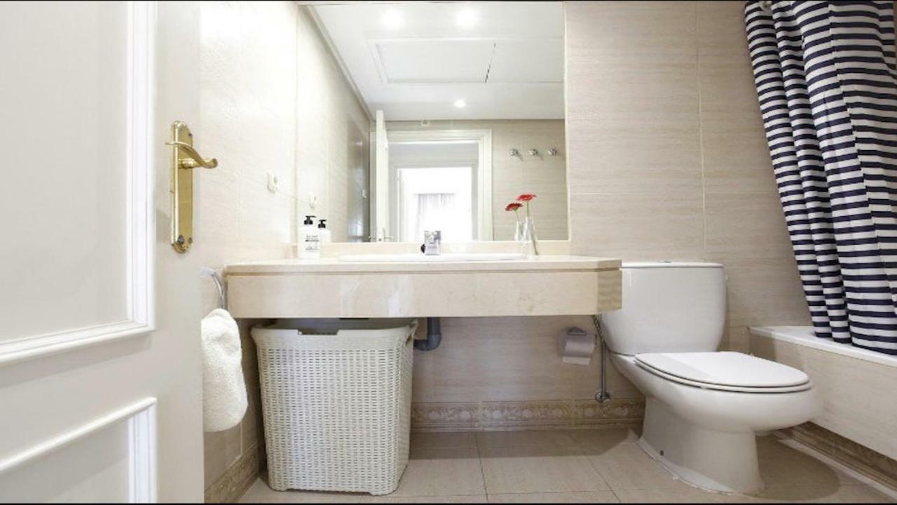 Center Puerto Banus -3 Bedrooms Marbella Exteriör bild